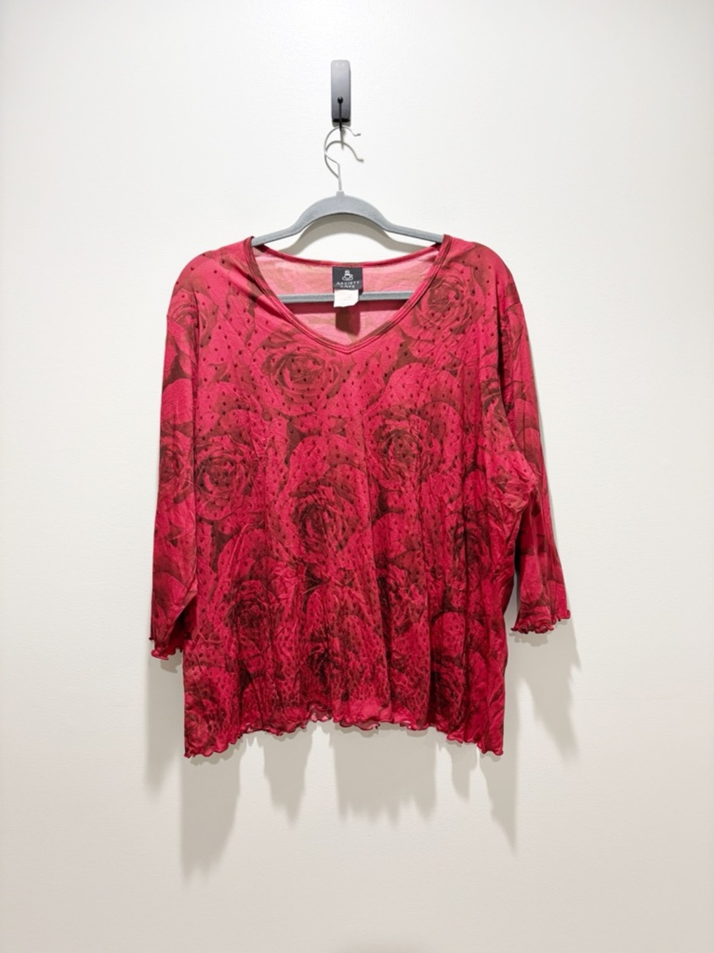 Anxiety Rose Women's Red Rose-Print V-Neck Beaded Vintage Blouse Lettuce Trim